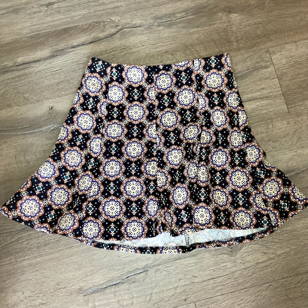 mini skirt